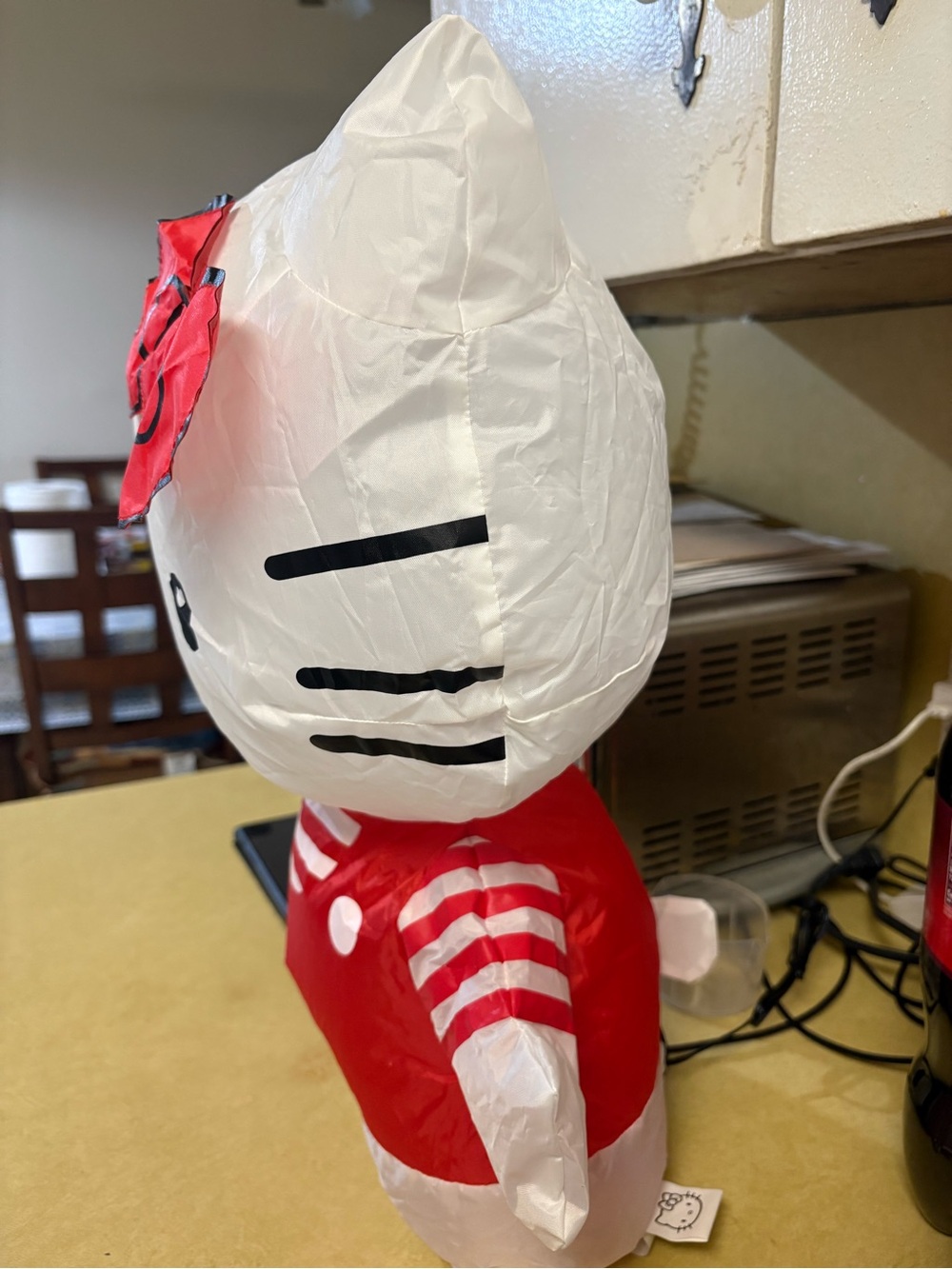 Hello Kitty Inflatable - Picture 3 of 7